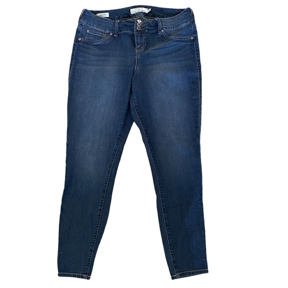 Torrid ~ Womens Denim ~ size 16T